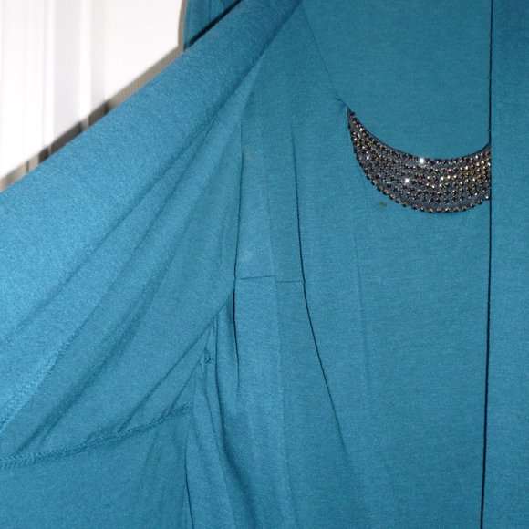 Womens- Open front cardigan with attached shell - Picture 2 of 7